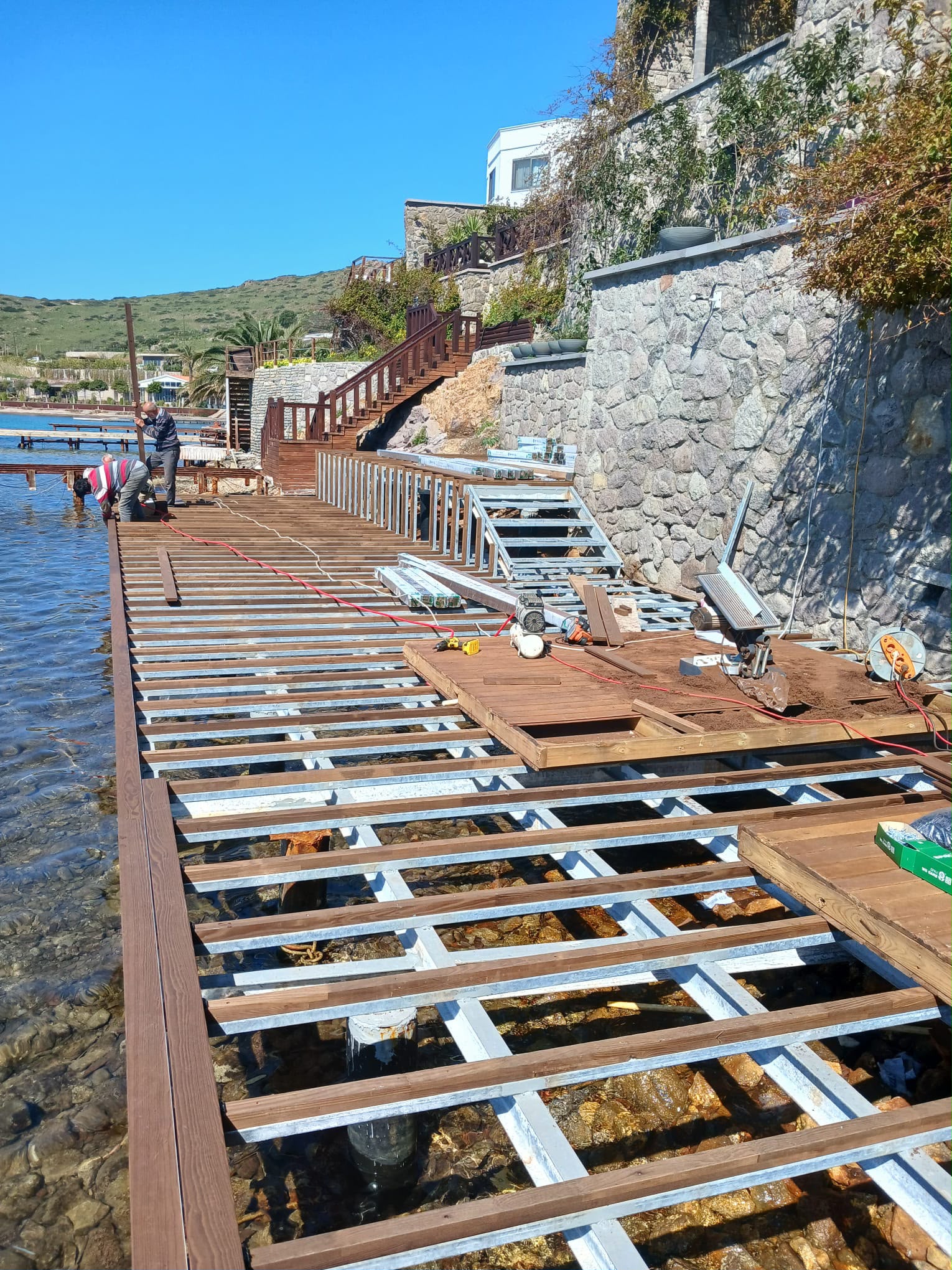 Lüks Havuz Başı Teak Deck Kaplama